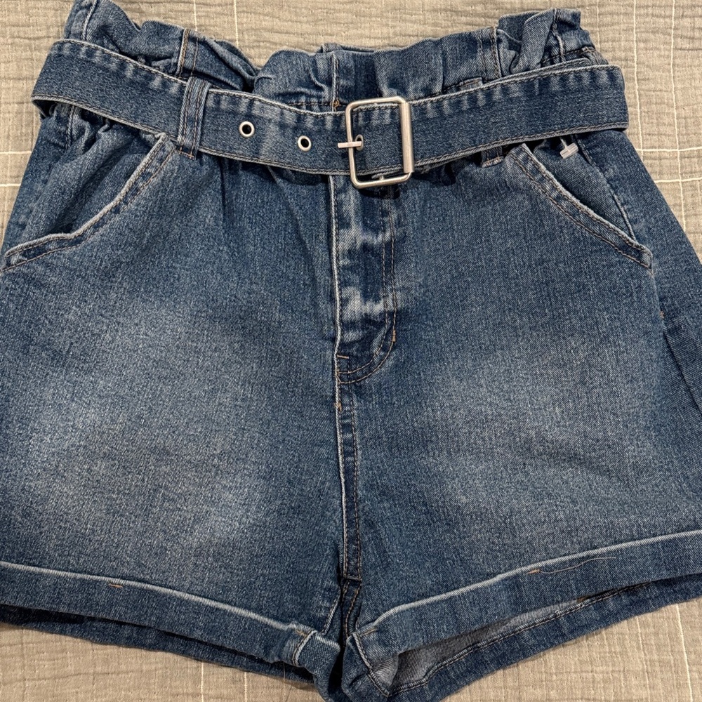 No Boundaries Blue Jean Shorts with Belt
